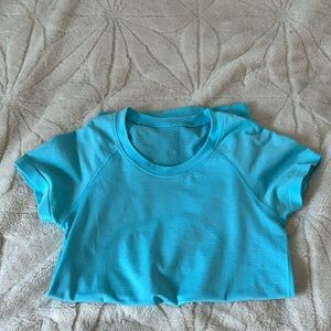 selling a blue swiftly tech! 🐬